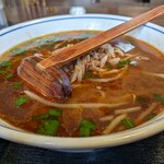 李園 - 台湾味噌ラーメンは、そんなに辛くはないけど、負けじと濃い〜の…(⁠^⁠^⁠)