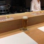 鮨 青海 - カウンター＆生ビール