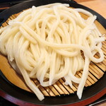 久兵衛屋 - 豚肉増し 肉つけ汁うどん（並盛）「豚こってり旨味！お肉２倍」※メニュー表記通り