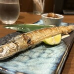 Esakasushibaru Ouesuto - 新秋刀魚塩焼き