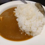 らぁめん 一福 - 濃厚な絶品カレーは旨味たっぷり。