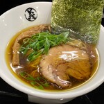 Menya Yoshi - 醤油ラーメン