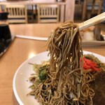 ほその - 井上製麺　平打ちの角細麺。二度蒸し。