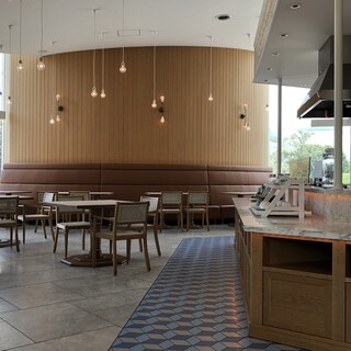 ザ コートヤード キッチン