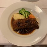 ル・マルカッサン - 三元豚バラ肉のカシス煮