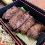 フライヤ - 国産牛肉を特製のタレで仕上げてるそうです