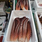 青森魚菜センター 本店 - タコの足デカ過ぎるΣ(ﾟдﾟ；)