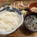 肉汁餃子のダンダダン 日吉 - 