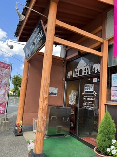 タージマハル - お店の入口　1