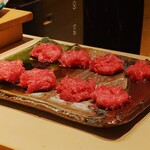 初音鮨 - マグロ中落ち