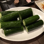 肉山 - 10．冷やしきゅうりと豆味噌