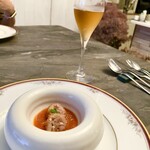 スープとカレー ボンジョルネ - ●Amuse
      うさぎのクロケット（コロッケ）
      トマトソースで