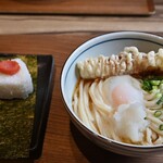 Tetsunabe Udon Nagomi - 温玉と竹輪天のおろしぶっかけうどん