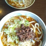 ひがしうら - 肉うどん500円、肉うどん大盛り600円