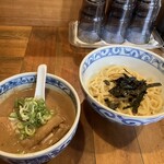 大和つけめん 春日 - 超こってりつけ麺（普通盛り）