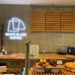 WHITE GLASS COFFEE - 