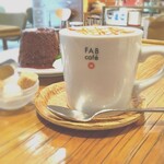 FABcafe - ドリンクを手前に。