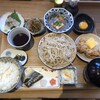 Yakitori Hare Tsubame - おかず八種と二口蕎麦定食