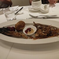 カントニーズ 燕 - 