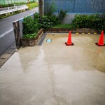 中華 満福 - 店舗には1〜2台分の駐車場が有ります！