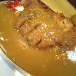 キッチンオトボケ - これでも普通盛りのカツカレー600円