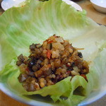 大珍樓 - 北京ダック肉のレタス包み