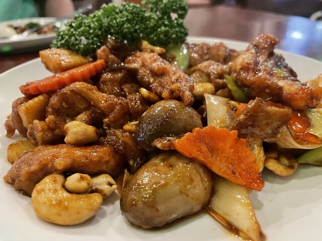 Sukhontha Ikeda Koen Ten photo 5