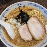 二葉 - 背脂煮干しラーメン