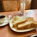 珈琲館 クローバー - モーニングサンド＆グァテマラSHB☕️