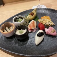 炭火とワインと純米酒 King Momo - 