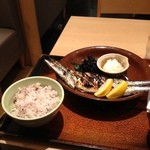 大戸屋 - どうしても、秋刀魚が食べたくなって、秋刀魚Ｗていしょなう。
            やっぱりサンマ食べなきゃ(*^◯^*) 日本人で良かった＼(^o^)／