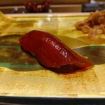 上野 寿司 祇園 - 漬けマグロ。