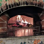 Seminare 輕井澤 - アースオーブン職人さんがいらしたのでいろいろお話を伺いましたが、アースオーブンをこんなにガンガン使いこなしている方はそうはいないらしい