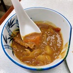 ゆたか食堂 - カレーのる〜