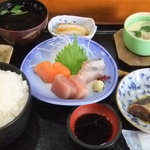 造り定食（７００円）
