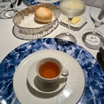 上高地ルミエスタホテル - コンソメスープとても美味しい。