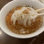 Thuan Viet Food Restaurant - こんな感じ