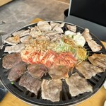 Yakiniku Kankokuryouri Yaku Yaku Shokudou - 