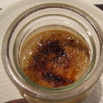 鮨あんりえるるかん - ランチのコース「色」のデザート（焙じ茶のクレームブリュレ）