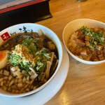 和 dining 清乃 - 有田ブラック＆チャーシュー丼