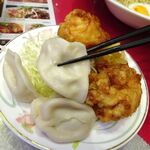 四川厨房 随苑 - 海鮮冷麺セット800円（ランチは、鶏唐揚げ３個、炒飯ほか食べ放題）