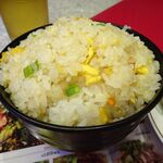 四川厨房 随苑 - 海鮮冷麺セット800円（ランチは、鶏唐揚げ３個、炒飯ほか食べ放題）