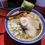 風は南から - 背脂醤油ラーメン（極太麺）900円