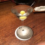 BAR オーパ - マティーニ　入りきらなかったお酒が少しありました。