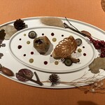 モノリス - 黒イチジクのオモニエール