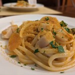 ボガマリ・クチーナ・マリナーラ - 平貝とカラスミのパスタ