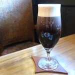 ジョイ - 「まるでビールのような泡が特徴のアイスコーヒー」。コールドクレマ。