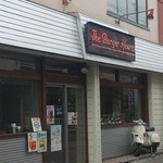 THE BURGER HEARTS - 11時開店のはずが、都合で11時半からの張り紙