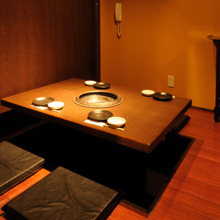 We recommend the tatami room and horigotatsu where you can relax your body♪