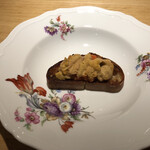 吉花 - マグロとパプリカのタルタル雲丹のせ。全部道産！